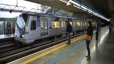 SP: contra privatizações, greve afeta funcionamento de trens e metrôs