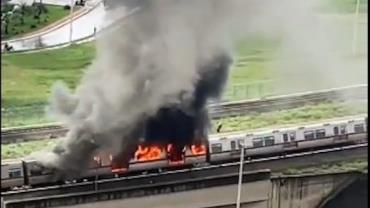 Vagão de metrô pega fogo no Distrito Federal