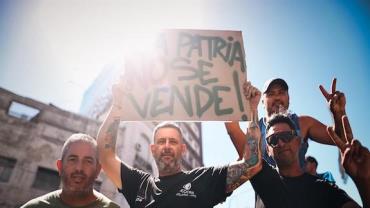 Greve geral na Argentina: sindicatos protestam contra medidas econômicas de Milei