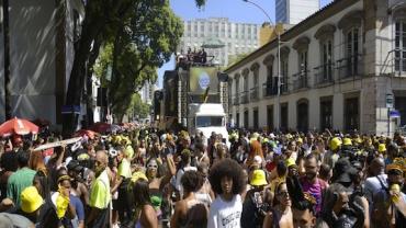 PM do Rio prende 235 pessoas nos primeiros dias de carnaval