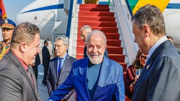 Lula chega ao Egito para discutir conflito entre Israel e Hamas