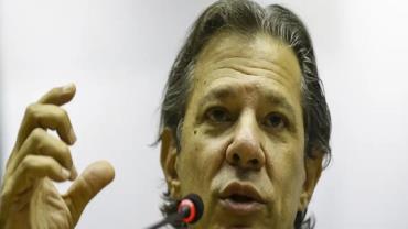 Haddad testa positivo para covid-19