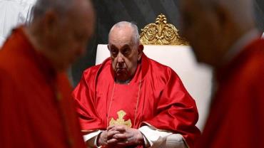 Papa Francisco cancela participação em Via Sacra