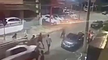 Adolescente briga em festa, pega carro da mãe e atropela grupo de jovens