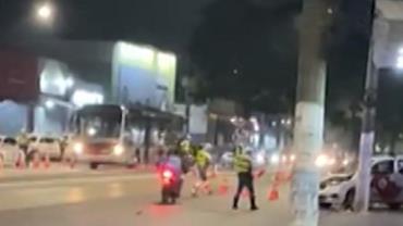 Motociclista atropela PM enquanto voltavam de baile funk em SP