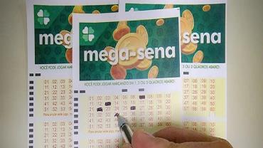 Mega-Sena: veja as dezenas sorteadas nesta terça-feira (18)