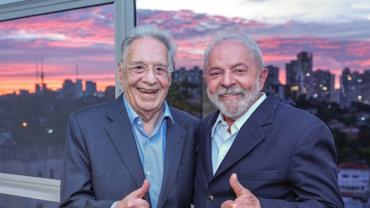 Em agenda privada em SP, Lula visita FHC, Noam Chomsky e Raduan Nassar