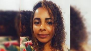 Mulher é assassinada a tesouradas pela companheira após briga