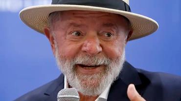 Após alta hospitalar, Lula diz que está tranquilo e vai se cuidar