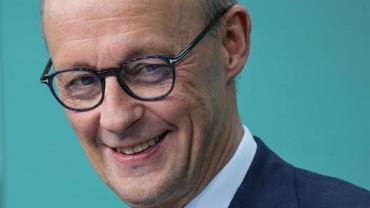 Lula cumprimenta Friedrich Merz por vitória de seu partido na Alemanha