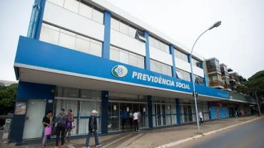 INSS antecipa benefícios de cartões de final 5 e 0 nesta sexta