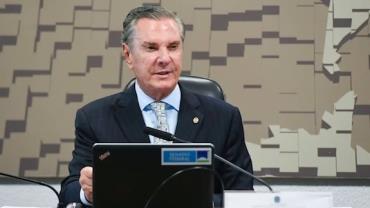 Gilmar recua e julgamento de Collor será retomado segunda-feira