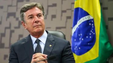 Moraes determina apreensão do passaporte diplomático de Collor