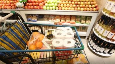 Preços de alimentos caem e prévia da inflação de junho fica em 0,26%