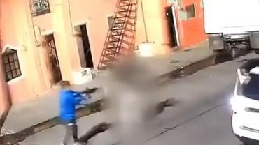 Caso de feminicídio no México: ex-marido executa mulher com fuzil em via pública; veja vídeo