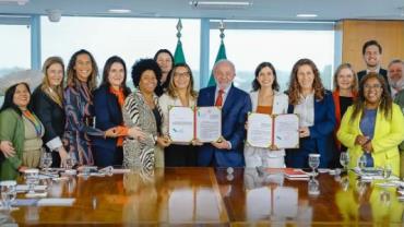 Lula sanciona cota de 30% para mulheres em conselhos de estatais