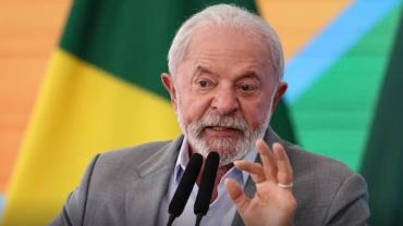Lula descarta desafiar EUA, mas diz que Brasil não é republiqueta