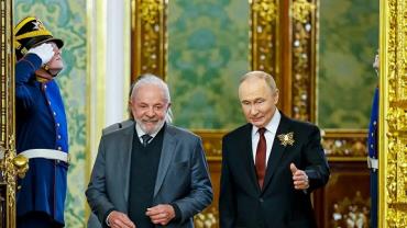 Lula recebe ligação de Putin e conversa sobre guerra na Ucrânia