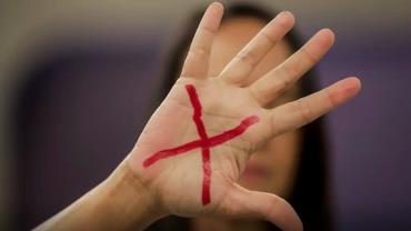 Violência digital contra mulheres atinge níveis alarmantes