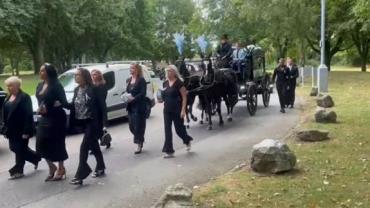 Homem morreu durante funeral do filho; entenda
