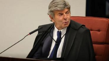 Fux absolve Bolsonaro dos cinco crimes da trama golpista