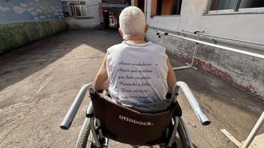 Asilo clandestino no Rio mantinha idosos amarrados e em más condições de higiene