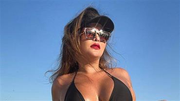 Geisy Arruda é insultada em calçadão de praia no Rio: 'Photoshop ajuda muita gente'