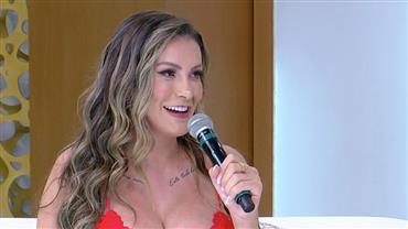 Andressa Urach faz novo procedimento após bifurcação na língua: 'Diminuir a dor'