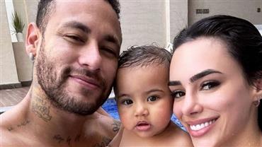 Mavie, filha de Neymar e Bruna Biancardi, brilha com sapatinho de grife de R$ 2,3 mil