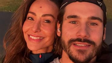 Sabrina Sato e Nicolas Prattes apresentam novo membro da família: "Muito amada"