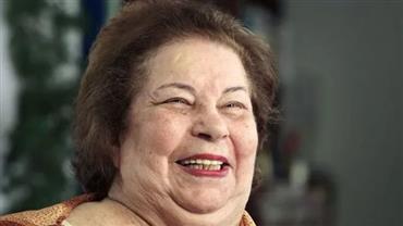 Homenagem a Nana Caymmi marca velório no Theatro Municipal