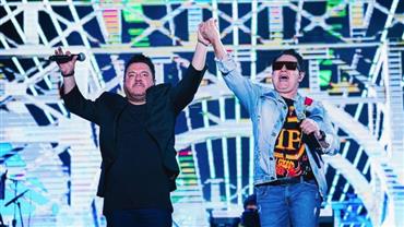 Cantor Bruno tranquiliza fãs após Marrone cair de palco: "Pontinhos na testa"
