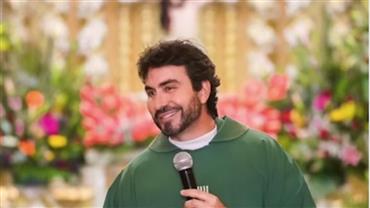 Ex-deputada insinua que Fábio de Melo é gay e aponta suposto relacionamento do padre