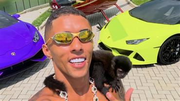 Após polêmica, influencer que pegou relógios de convidados se pronuncia e dispara: "Vou distribuir na favela"
