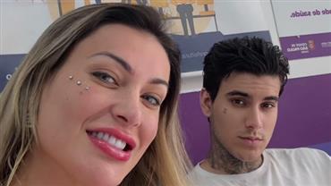 Andressa Urach incentiva filho a fazer aumento peniano