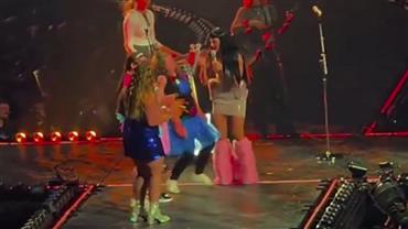 Fã desmaia após ser chamada no palco por Katy Perry; veja vídeo
