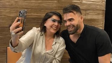 Roberta Miranda surpreende ao assumir namoro com homem 44 anos mais novo