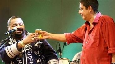 Luto! Zeca Pagodinho reage após morte de Arlindo Cruz; veja vídeo