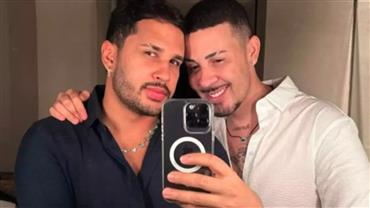 Carlinhos Maia polemiza ao falar sobre "saudades" do ex-marido, Lucas Guimarães