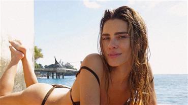 Ficou bom? Carolina Dieckmann surpreende ao mudar radicalmente de visual e divide opiniões