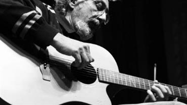 Luto! Ícone da música morre aos 74 anos em São Paulo