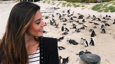 Giovanna Lancellotti curte férias na África do Sul e se encanta com pinguins