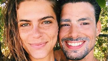 Cauã Reymond não pensa em casamento com Mariana Goldfarb: "Moramos juntos"