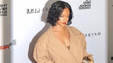 Rihanna surge "gordinha" em foto na web e fãs questionam suposta gravidez