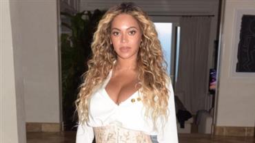 Beyoncé publica novas fotos e surpreende internautas pela boa forma após nascimento dos gêmeos