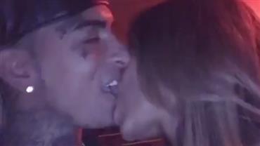 MC Guimê divide opiniões com vídeo de beijo em Lexa: "Tá bonito não"