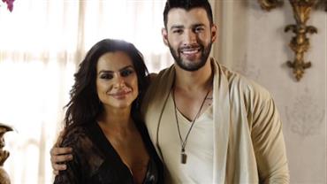 De lingerie, Cleo Pires posa com Gusttavo Lima e anima internautas