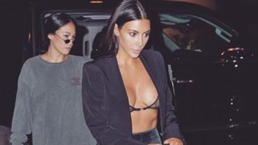 Ousada? Com sutiã transparente, Kim Kardashian "lacra" em rede social