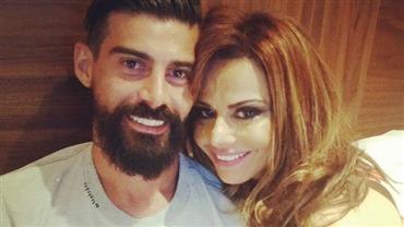 Viviane Araújo comunica fim do noivado com jogador de futebol: "Vida que segue"