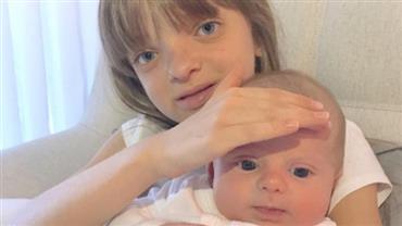 Rafaella Justus posa com filho de Karina Bacchi em clique fofo postado na web